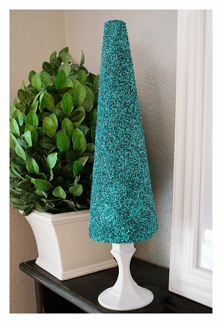 DIY Sparkly Glitter Christmas Tree