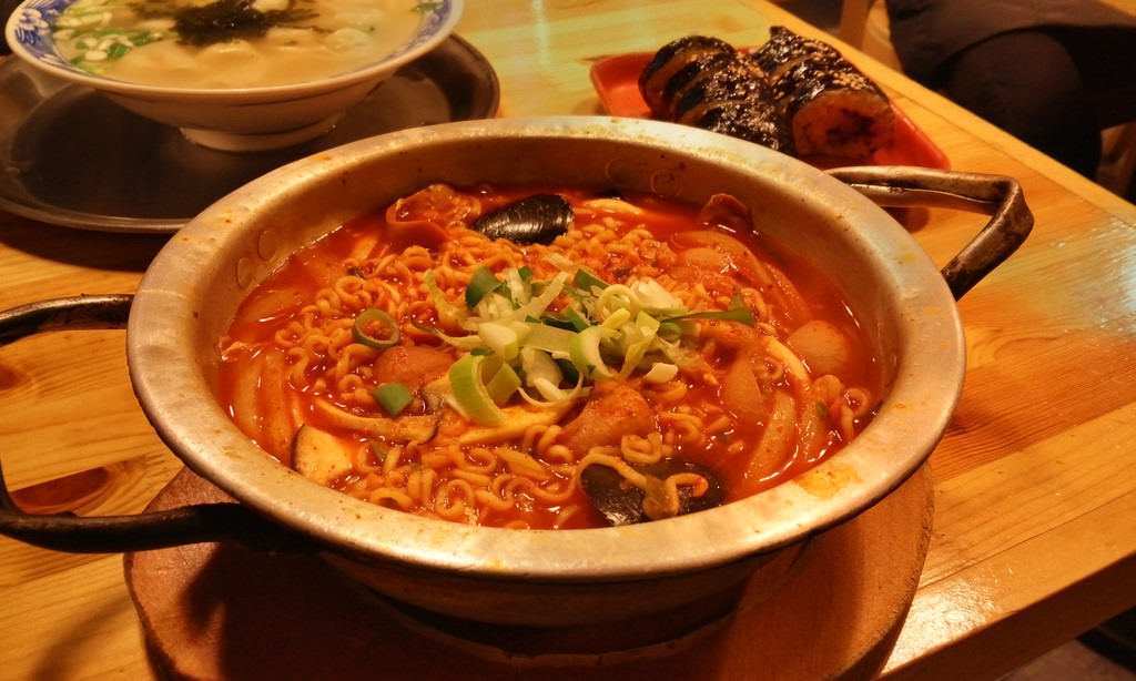 [Food] Ramen (라면, Korean Style Instant Ramen) peacebreeze