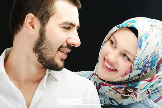 Cara Kasih Kode ke Suami Saat Minta `Jatah`, Dijamin Suami Ngerti