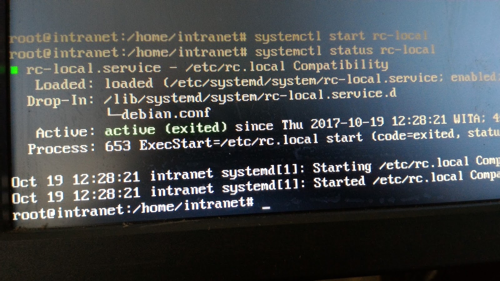 Mengaktifkan file rc.local di debian 9