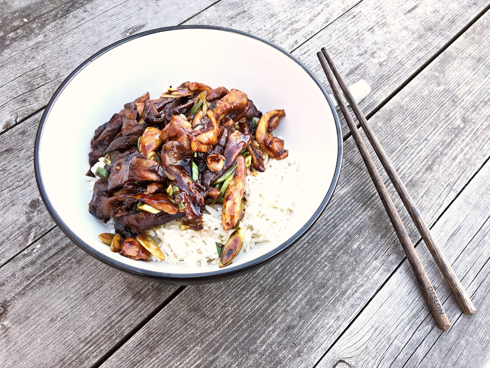 The Greedy Fork: Chicken & Oyster Mushroom Stir Fry