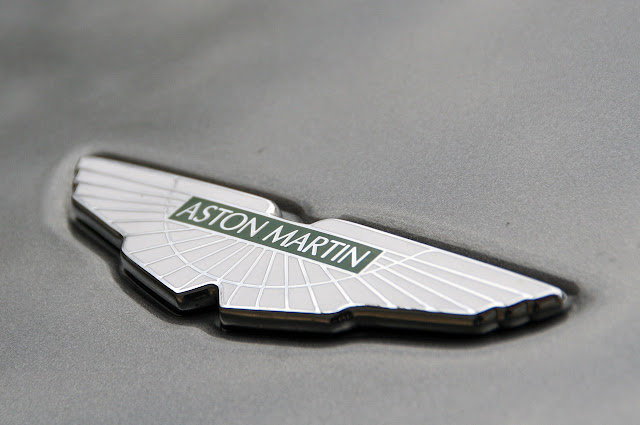 Bitty so HOT: 2012 Aston Martin Virage
