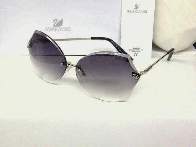 Kacamata Swarovski Wanita