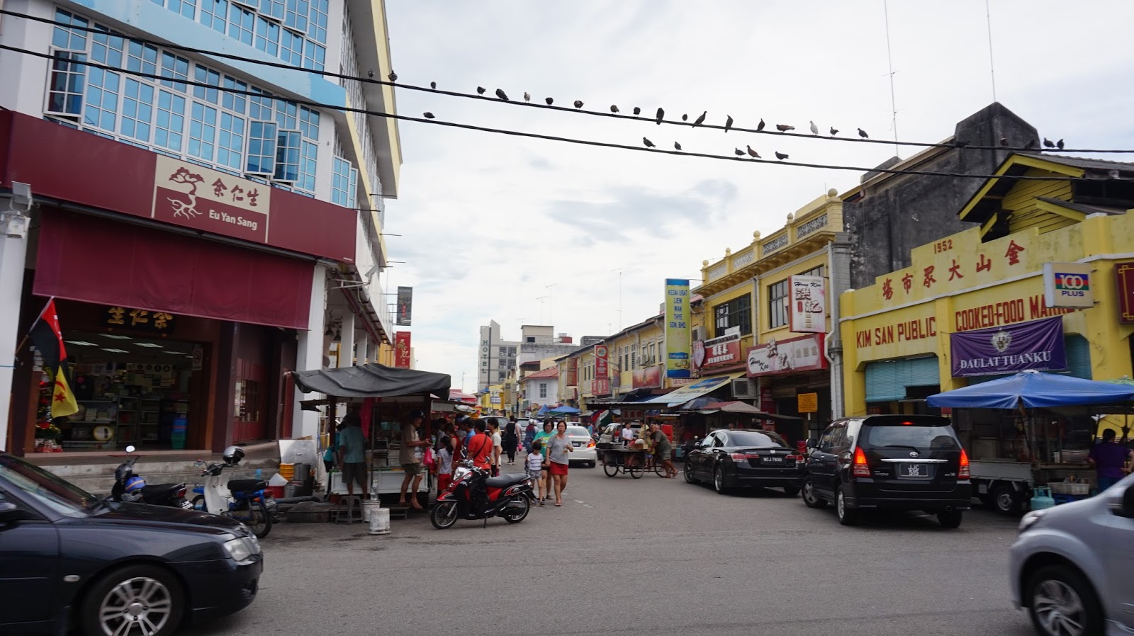 Our Journey Johor Muar Food Hunting at Muar Glutton Street "麻坡贪吃街"