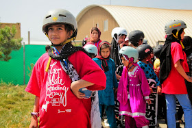 kabul afghanistan skateboarding central asia, girls sports afghanistan