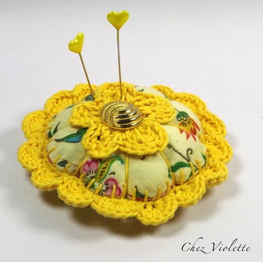 Pincushion edging Lace crochet by Chez Violette