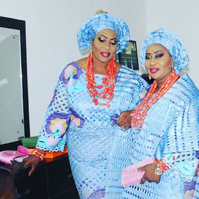  Ooni of Ife,three sisters stood out in royal blue lace