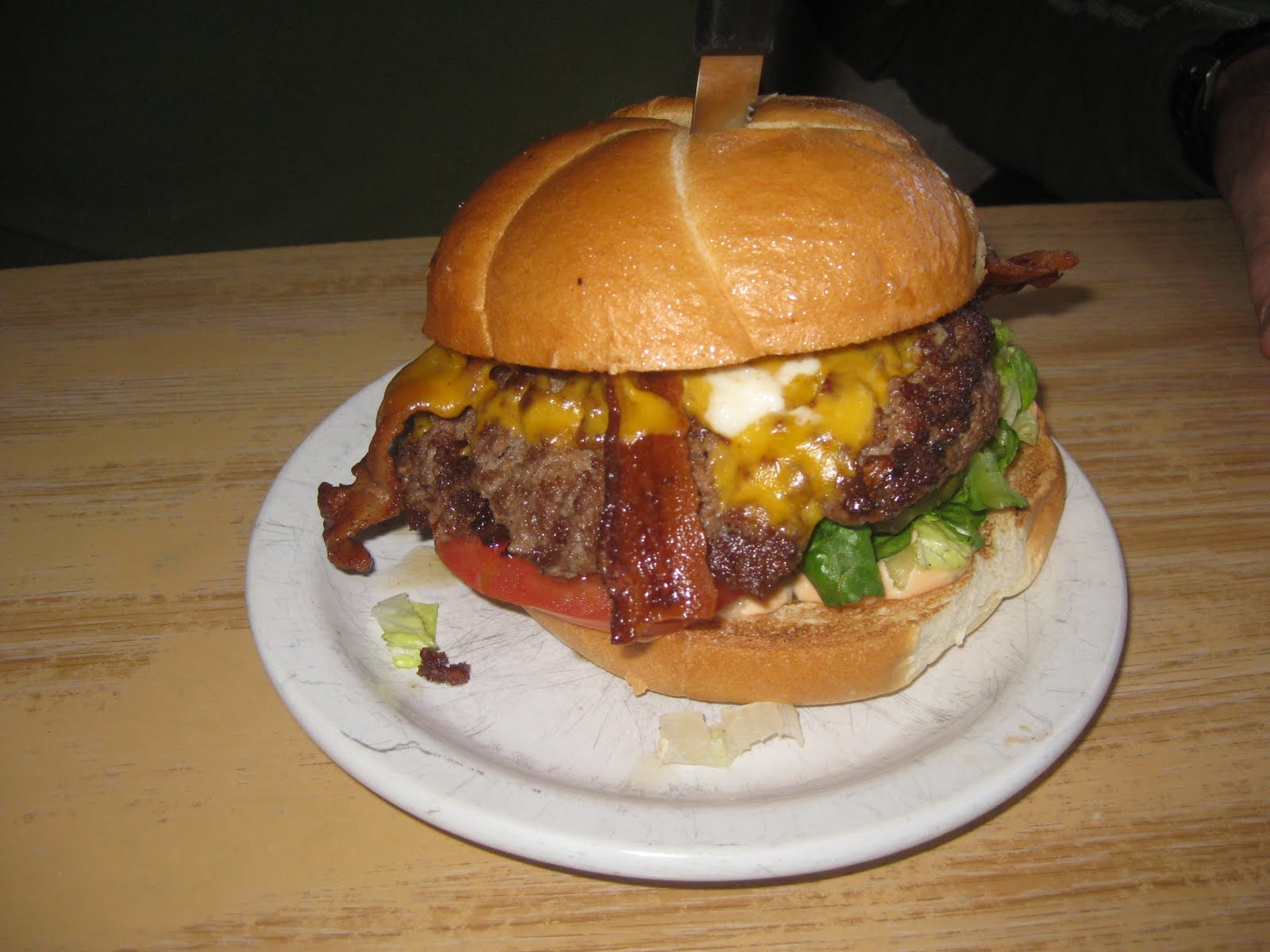 Oregon Hamburger Review Another Trip to the Original Pilot Butte DriveIn