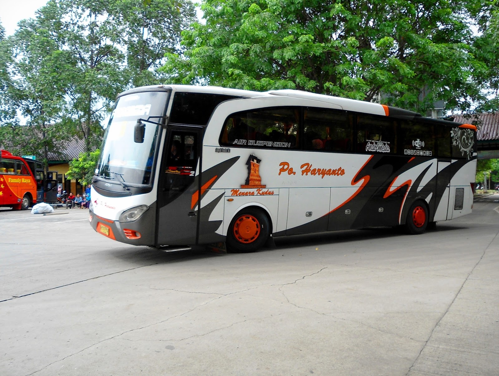 AIR SUSPENSION PADA BUS
