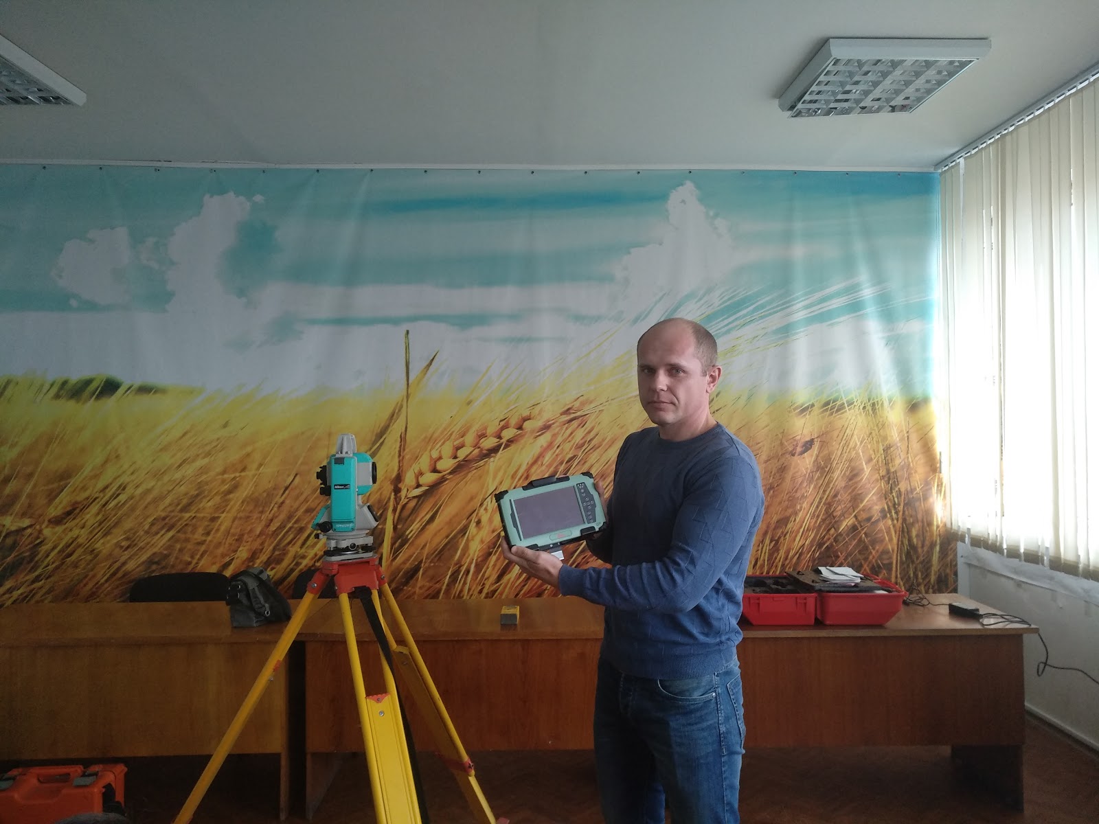 Головне управління Держгеокадастру у Миколаївській області приймало гостей — студентів Миколаївського національного аграрного університету Головне управління Держгеокадастру у Миколаївській області приймало гостей — студентів Миколаївського національного аграрного університету