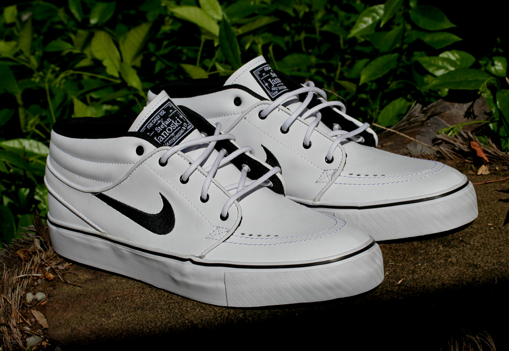 BLAST_OFF: Nike SB Stefan Janoski Mid QS