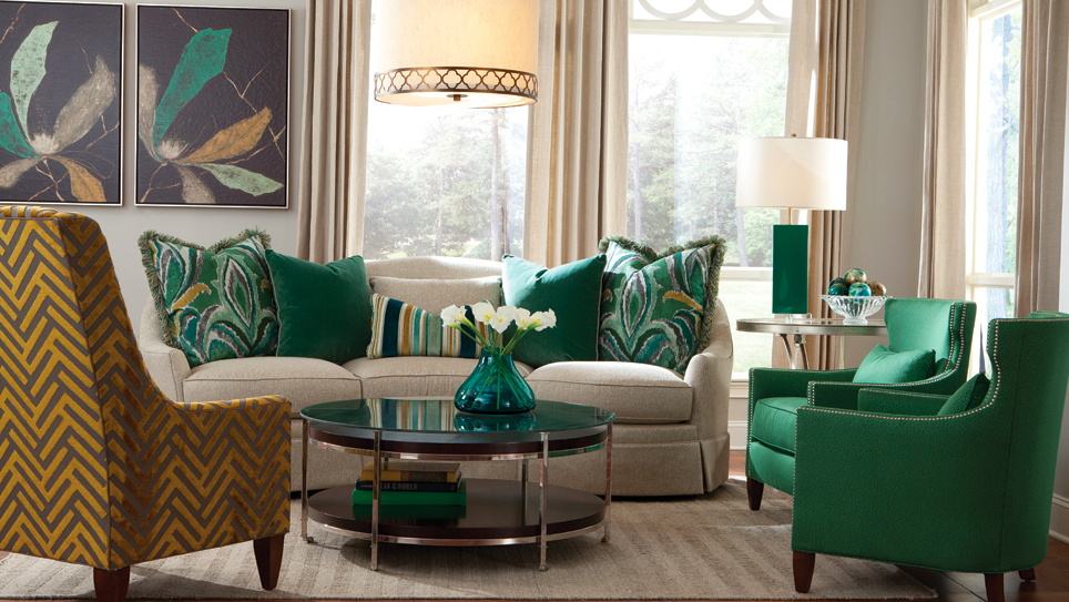 Lisa Mende Design Huntington House At High Point Market Huntington House Furniture Takes Great Pride In Every Piece Of They Build And It Shows Though The Quality I Observed Their Showroom