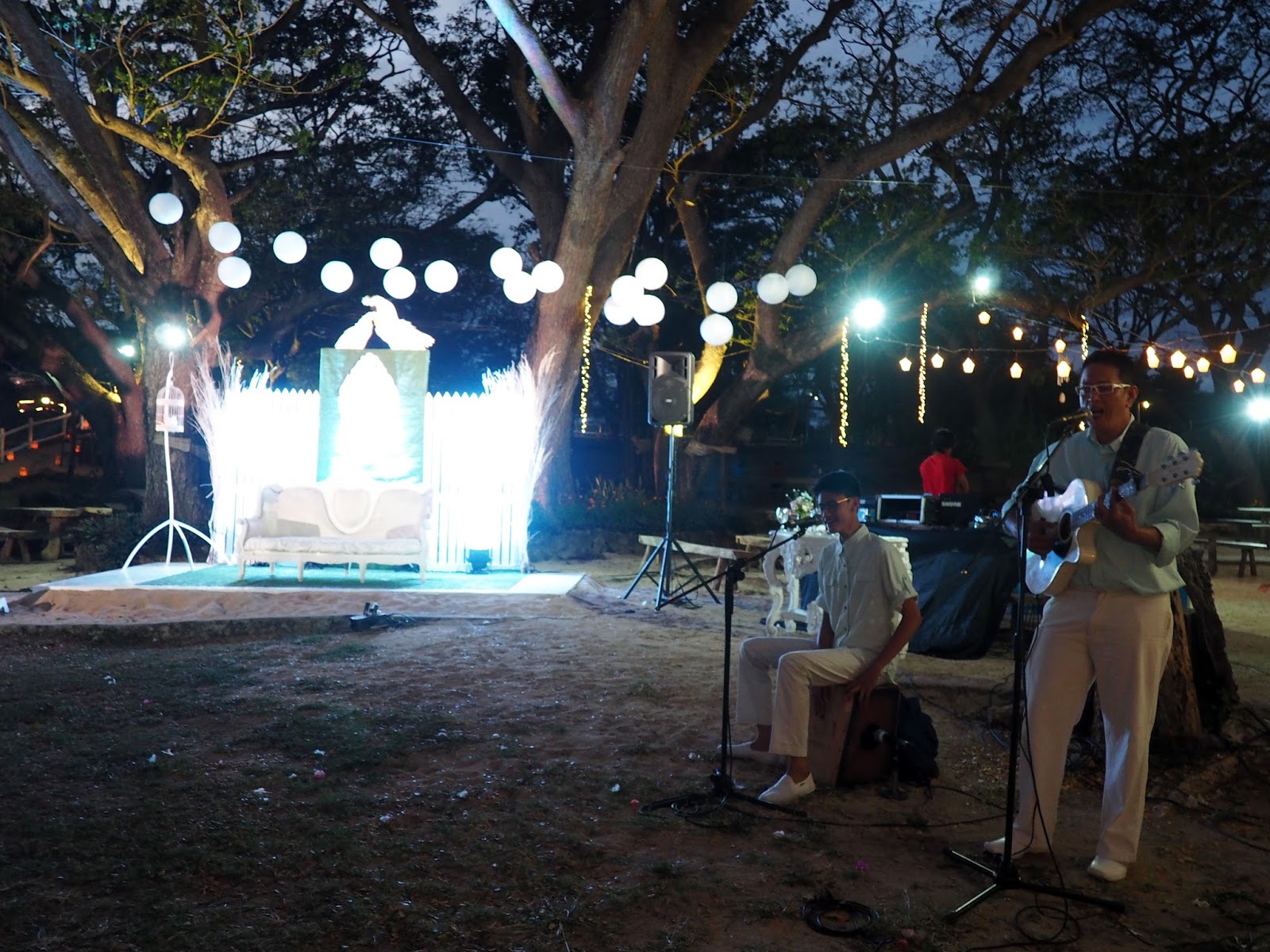 VinaTraveler's Blog Stilts Calatagan Beach Resort, An Amazing Beach