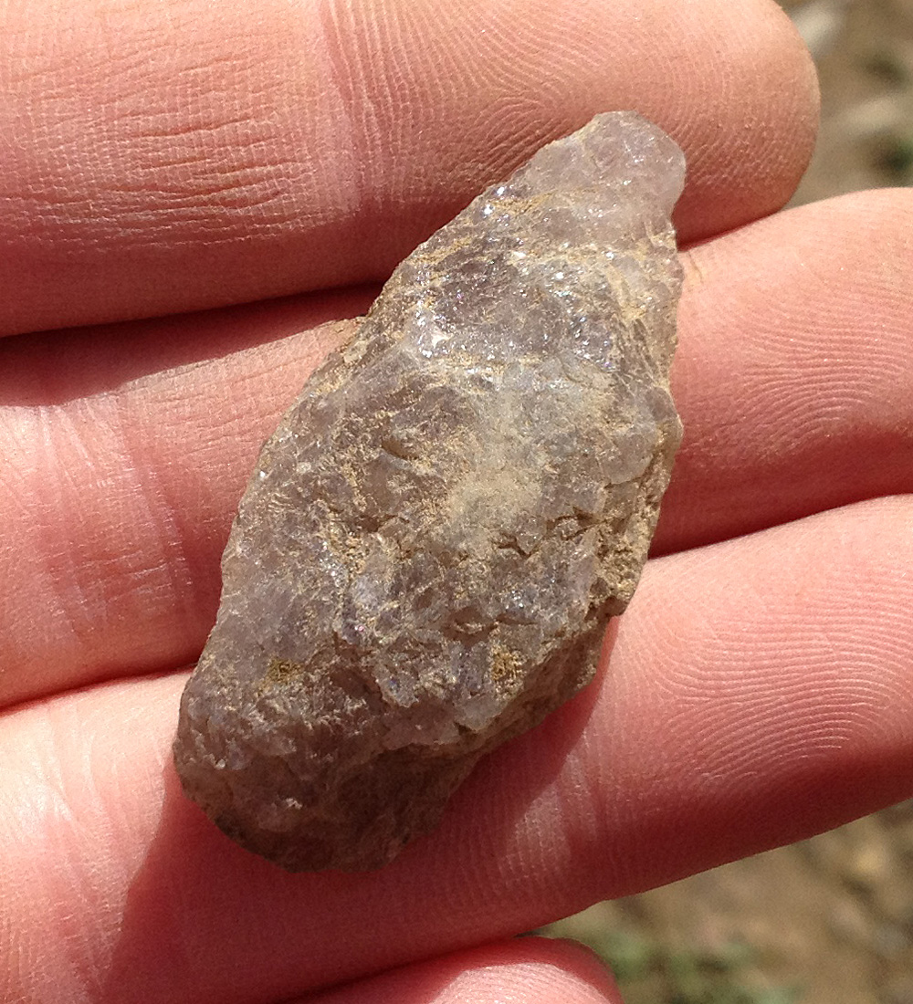 Rock Piles Quartz knife