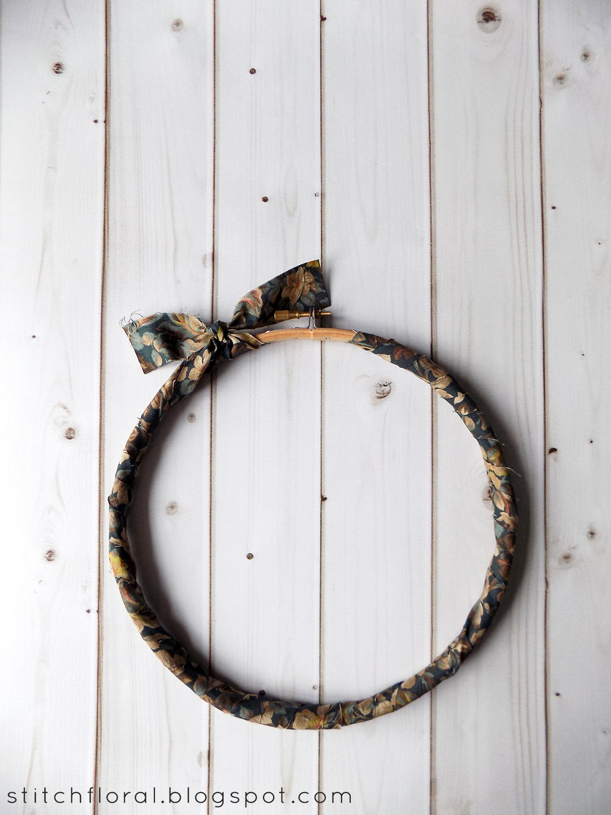 DIY embroidery hoop binding tutorial easy, no glue method Stitch Floral