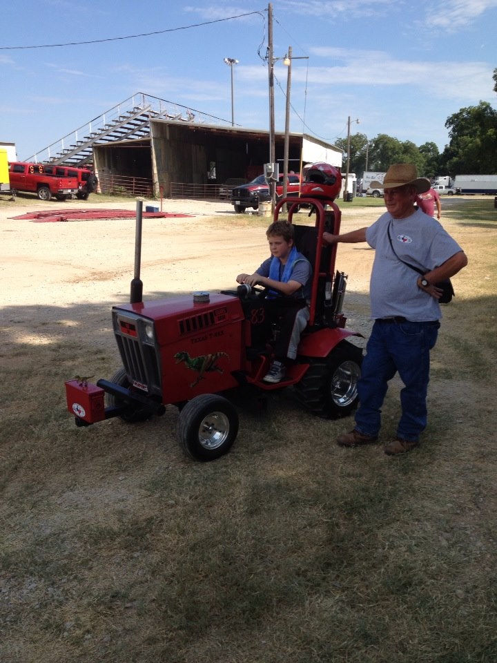 Duncan Motorsports Lindsay Truck & Tractor Pull Hosts LSGTPA Teams in