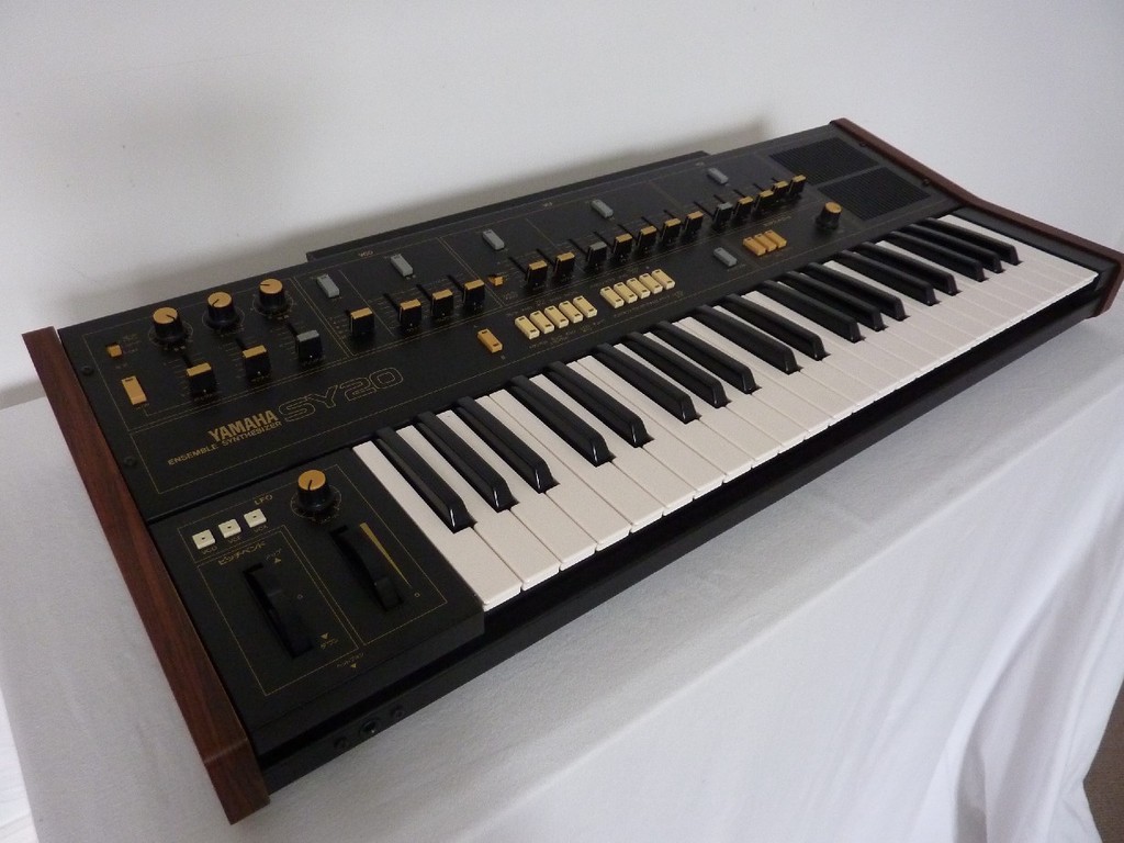 MATRIXSYNTH Japanese Labeled Yamaha SY20 Analogue Ensemble Synthesizer