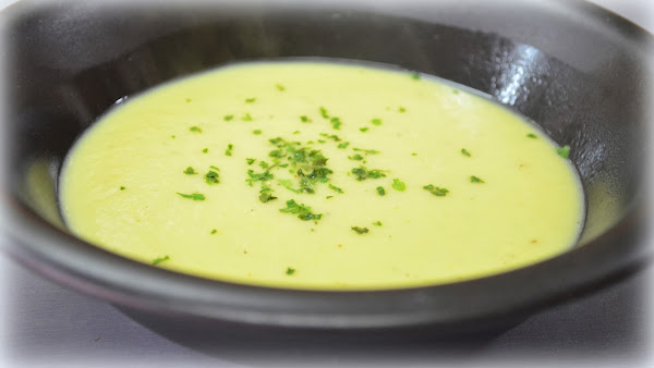 Crema de calabacín y puerros en thermomix