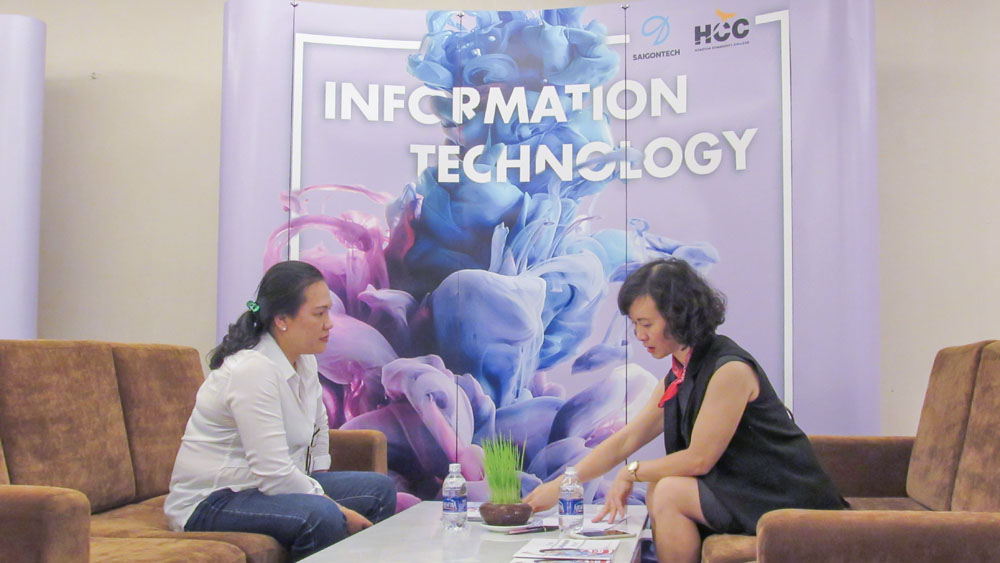 SaigonTech Seminar at Bien Hoa, Dong Nai SaigonTech Seminar at Bien Hoa, Dong Nai