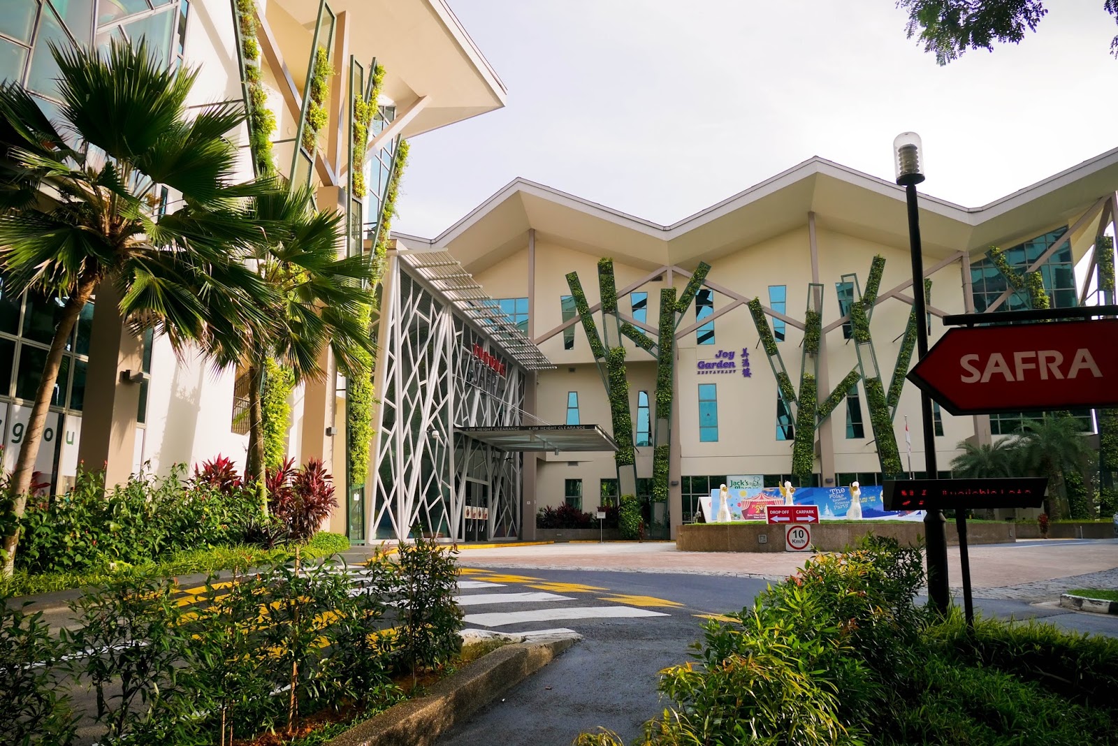 Sakura International Buffet Restaurant SAFRA Jurong Javin Tham