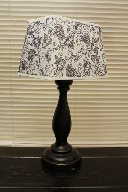 sharpie decorated lampshade 