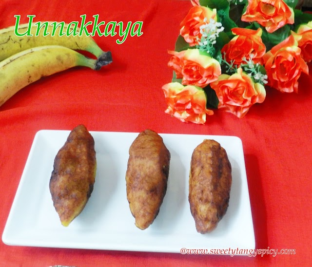 Unnakkaya - Banana rolls with sweet coconut filling