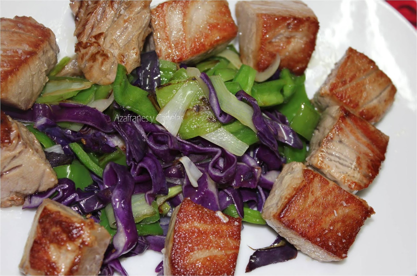 atun a la plancha con verduras | Azafranes y Canelas