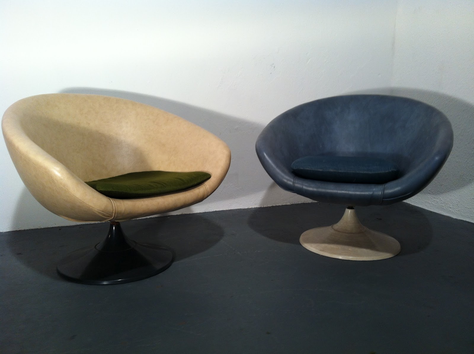 Vintage Furniture Ireland OCD New Stock in for a Vintage Kilkenny Arts