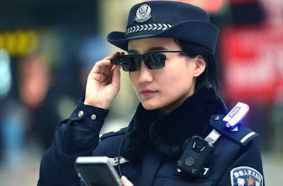 Kacamata Pengintai Bantu Tangkap Buronan di China