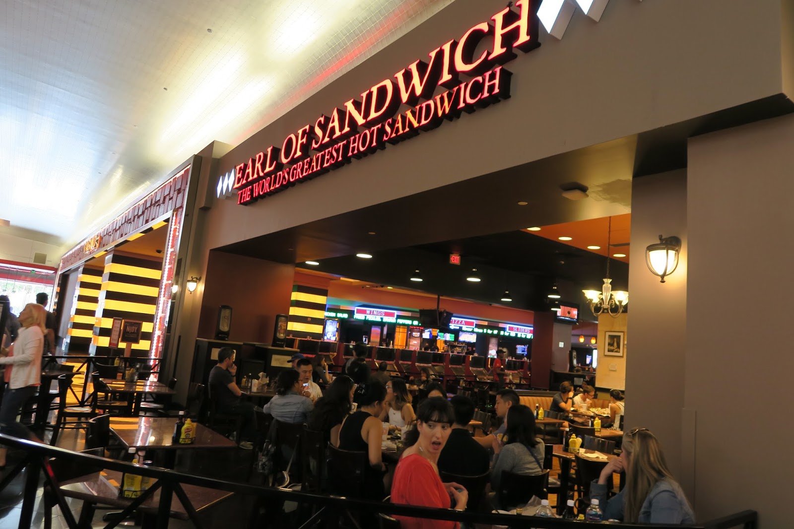 Domo Is Craving... Earl of Sandwich Las Vegas Hollywood