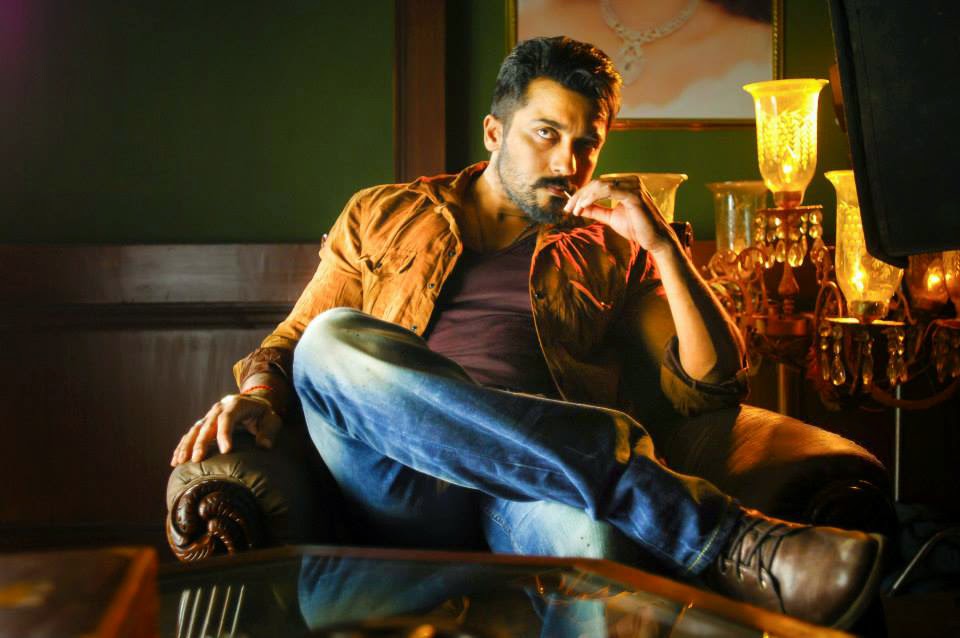 Anjaan 2014 Movie Firstlook Stills Images Gallery Posters In Hd Actor Surya Masss Movie First Look Trailers Teaser Songs Posters Stills Anjaan hd wallpapers, desktop and phone wallpapers. anjaan 2014 movie firstlook stills