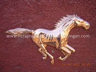 Relief Kuda Tembaga