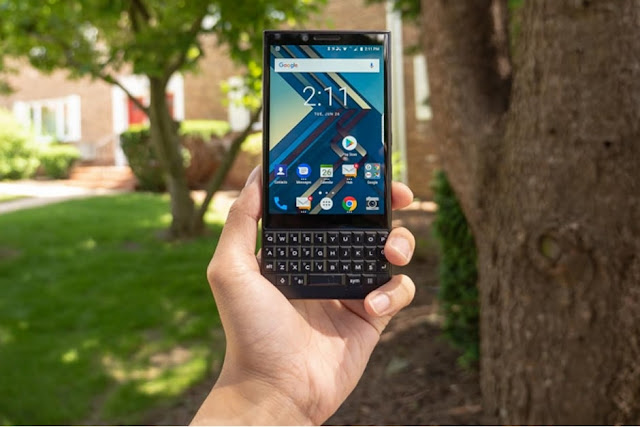 Bocoran Ponsel Terbaru BlackBerry Dengan Kode Nama 'Adula' terlihat di aplikasi Keamanan DTEK BlackBerry_KEYone
