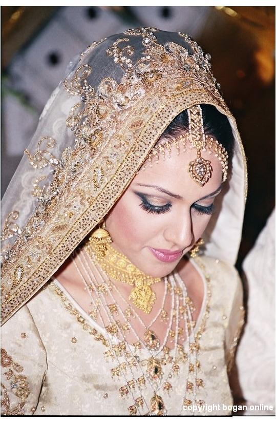 BRIDLE PHOTO | HD Wallpapers | Hd Desktop Wallpapers | 3D Wallpapers