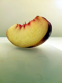 One slice of white nectarine. One slice of white nectarine.
