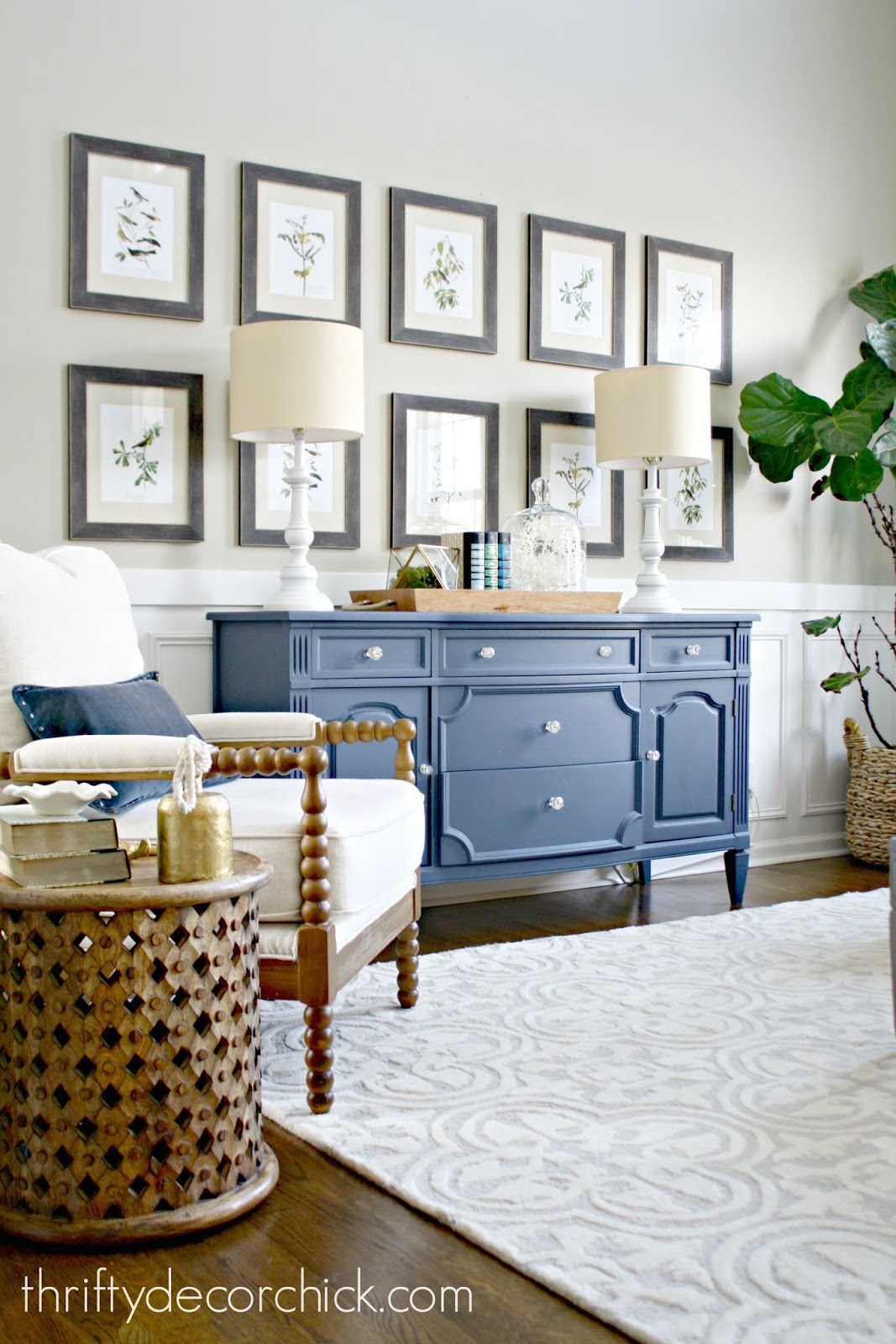 The Quick and Inexpensive Way to Fill Large Statement Walls
