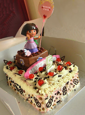 Gâteau Dora - Forêt Noire et Double Chocolate