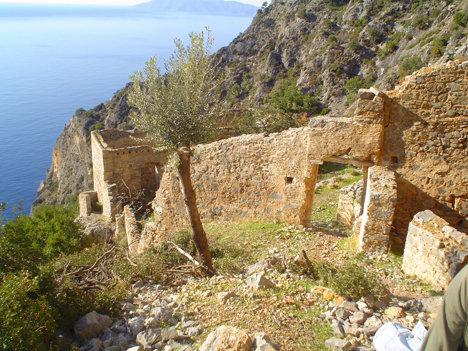 Afkule Manastırı Tatil Gezi Rehberi