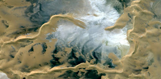 snow storm,abstract landscapes of deserts of Africa ,Abstract Naturalism,abstract photography deserts of Africa from the air,abstract surrealism,mirage in desert,abstract expressionism, snow storm,abstract landscapes of deserts of Africa ,Abstract Naturalism,abstract photography deserts of Africa from the air,abstract surrealism,mirage in desert,abstract expressionism,