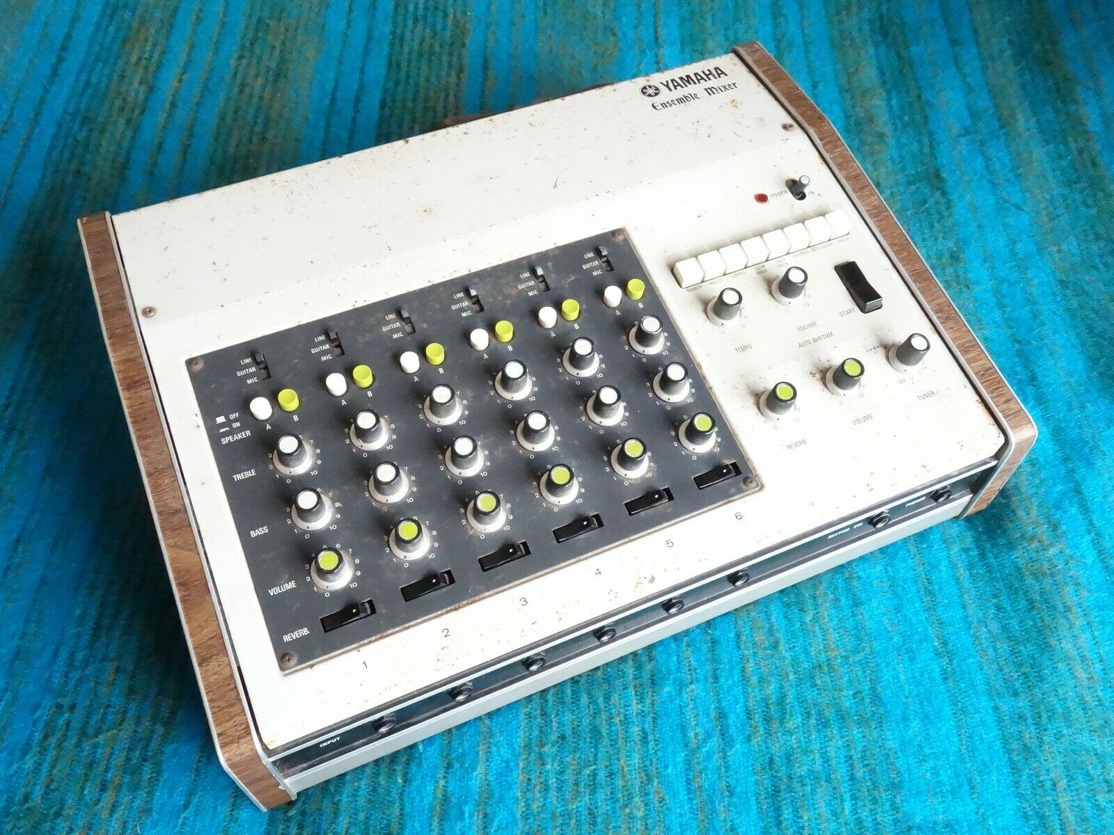 MATRIXSYNTH Yamaha EM90 Analog Drum Machine Mixer w/ Spring Reverb