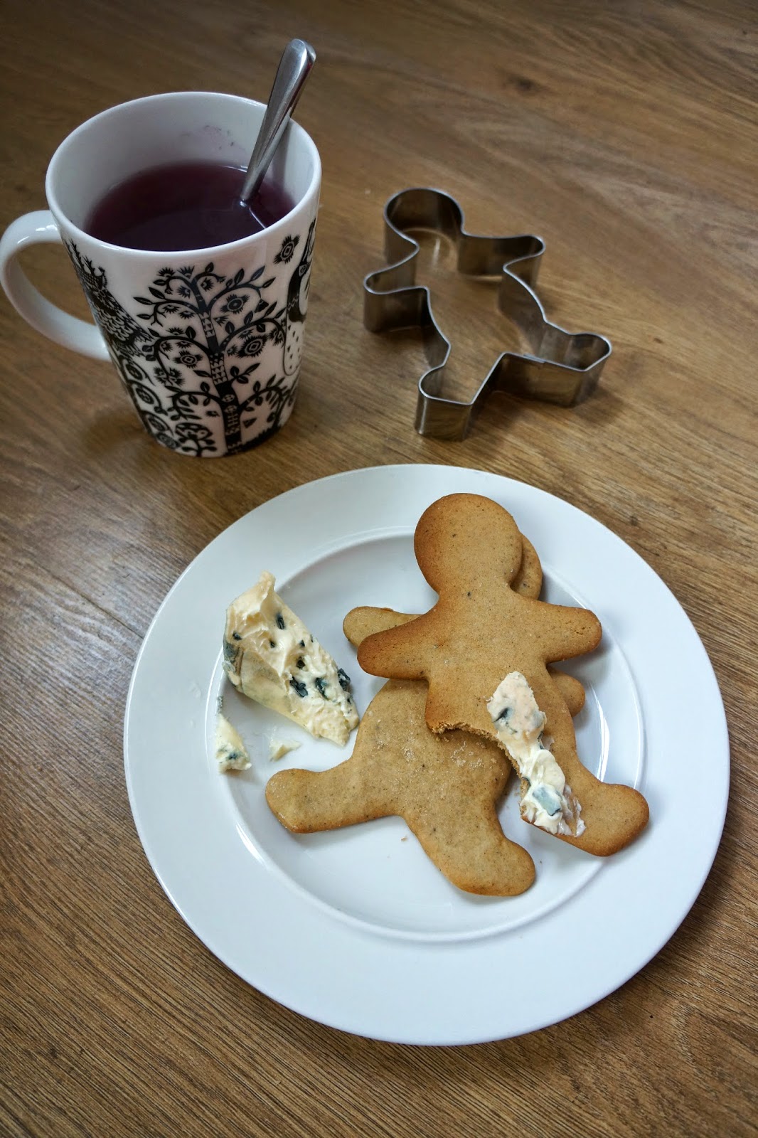 traditional finnish scandinavian gingerbread biscuits with blue cheese