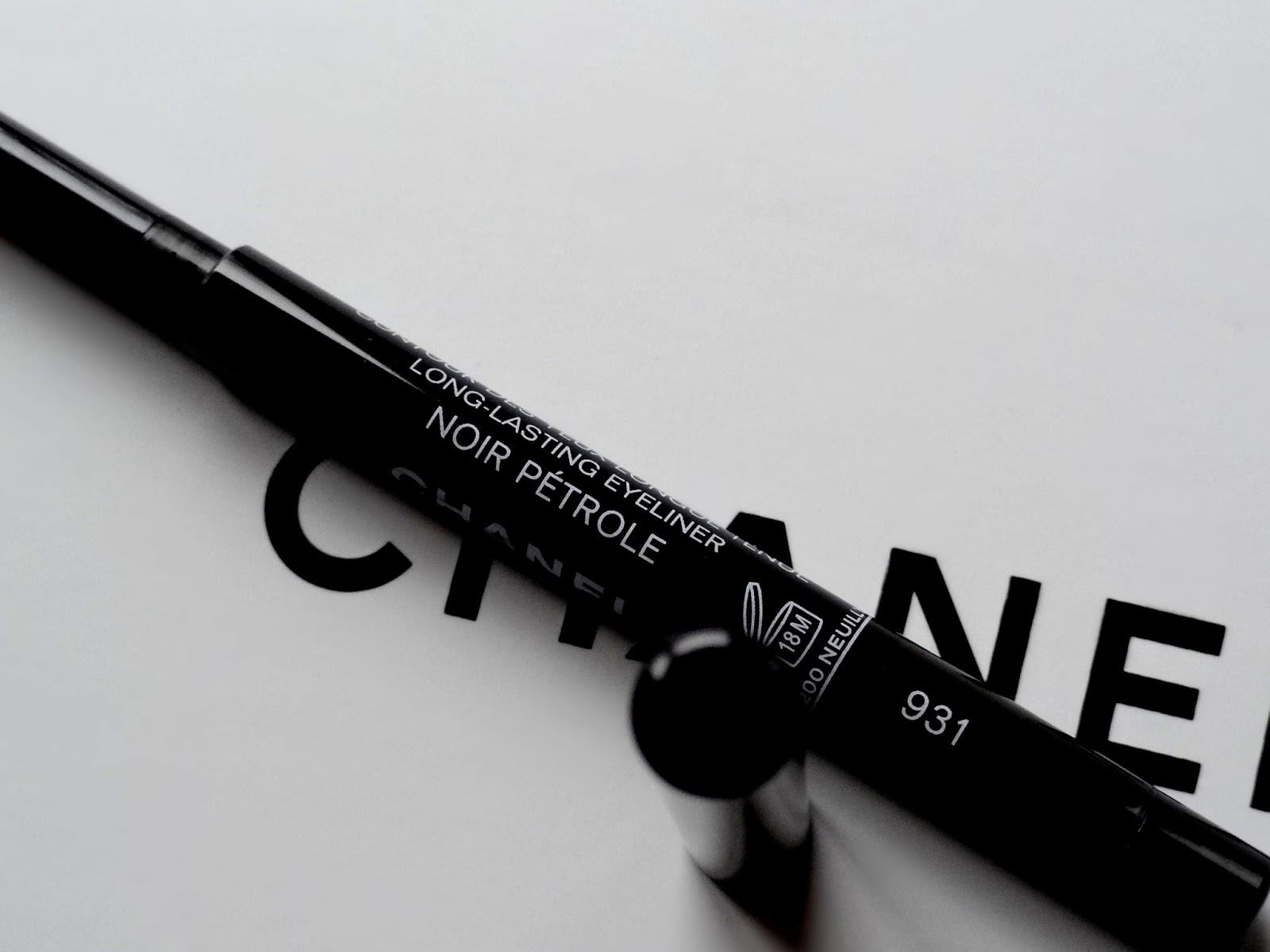 Chanel Stylo Yeux Waterproof Long Lasting Eyeliner 931 Noir Petrole New  Boxed