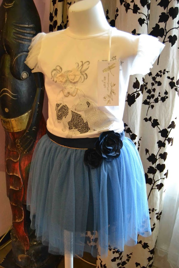 "Espai 208 Shop and Events"