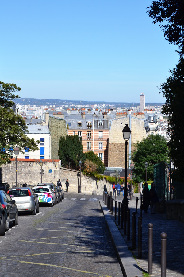 Art et glam La rue des Saules, Paris 18e, le vieux Montmartre des artistes Art et glam La rue des Saules, Paris 18e, le vieux Montmartre des artistes