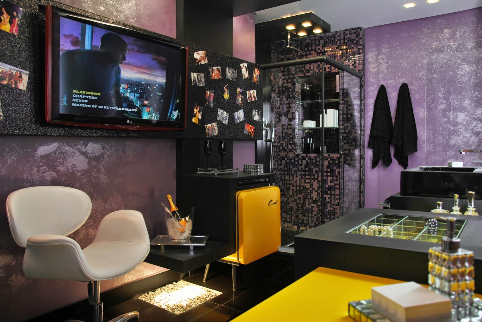 Frigobares invadem a decoração de quartos, salas e home offices