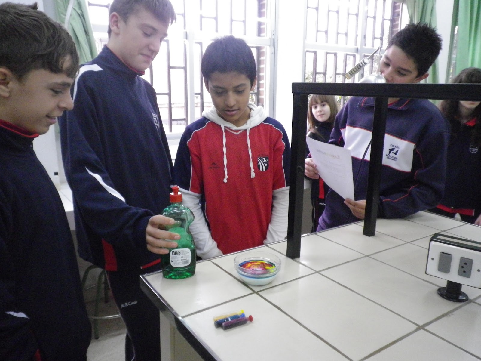 COSSÍOCIENCIAS Mezcla de líquidos