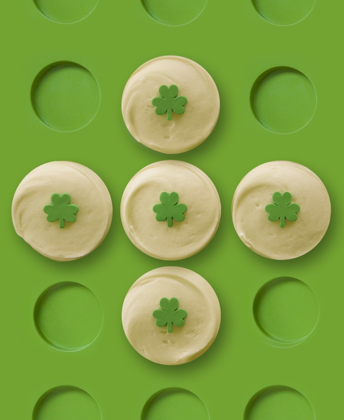 The Cupcake Critic (DC) Sprinkles Celebrates St. Patrick's Day!