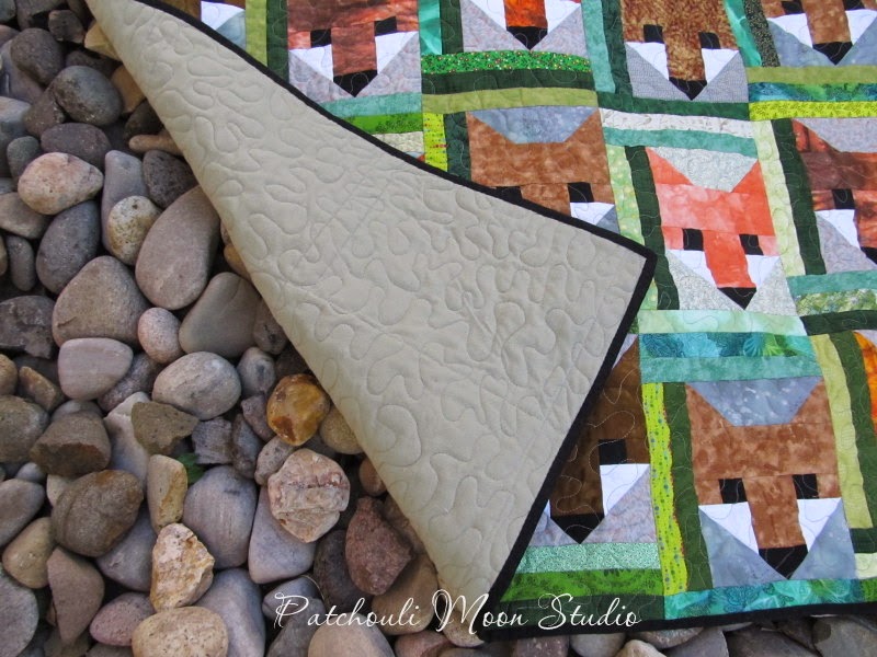 Patchouli Moon Studio~Fancy Fox Quilt