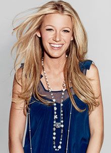 Latest Hollywood Hottest Wallpapers: Blake Lively Straight Hair