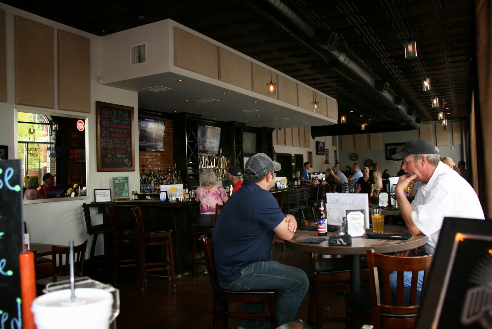 True Foodie Sound Bites Main Street Tavern...Broken Arrow's First